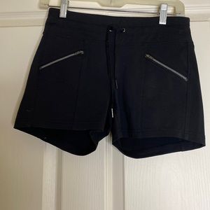 Athleta black dressy shorts size XXS